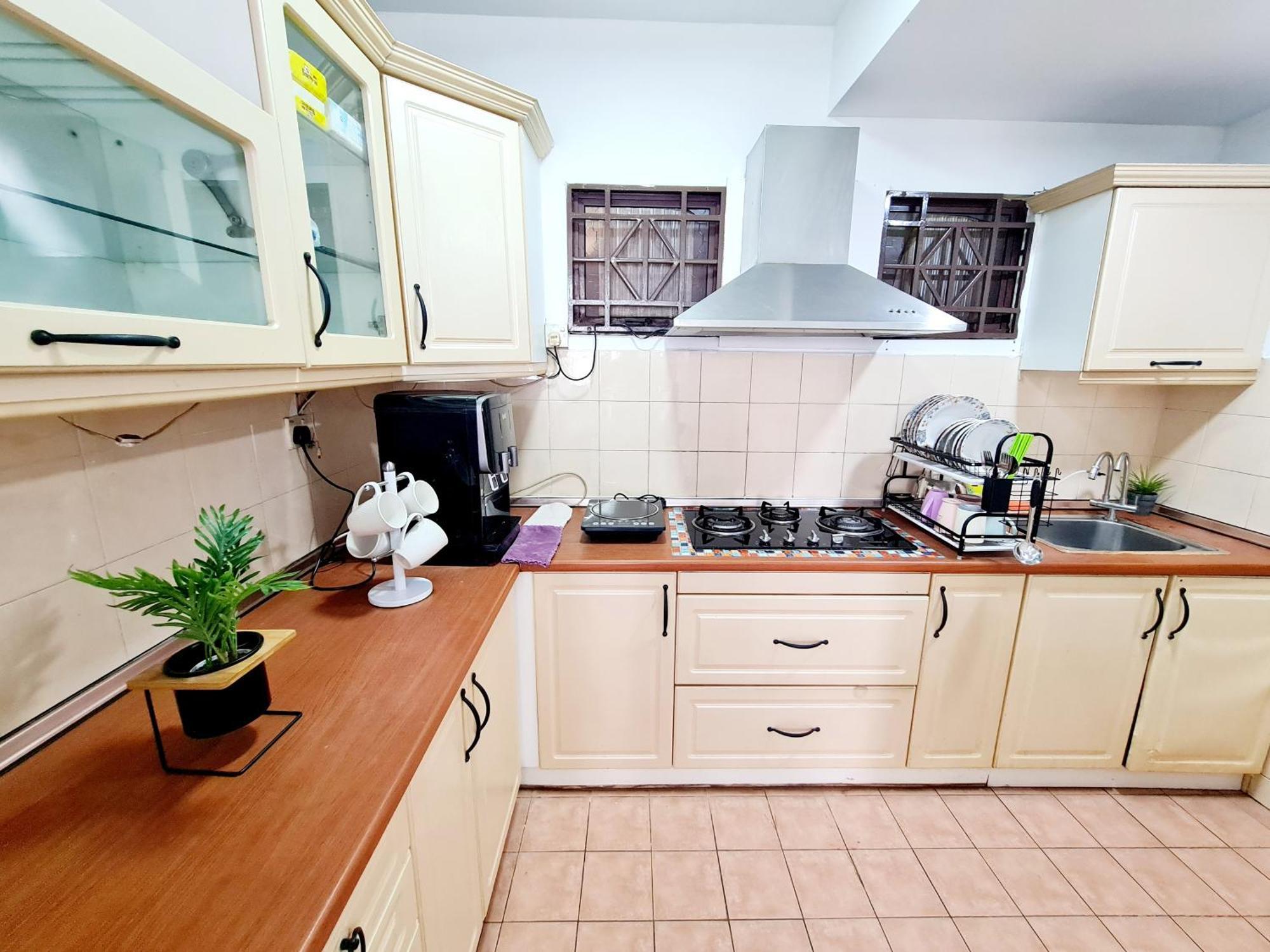 Apartment Affordable Near Tropicana Thomson Hospital Kota Damansara Segi Giza Mall Tropicana Mall Ikea The Curve One Utama Ml